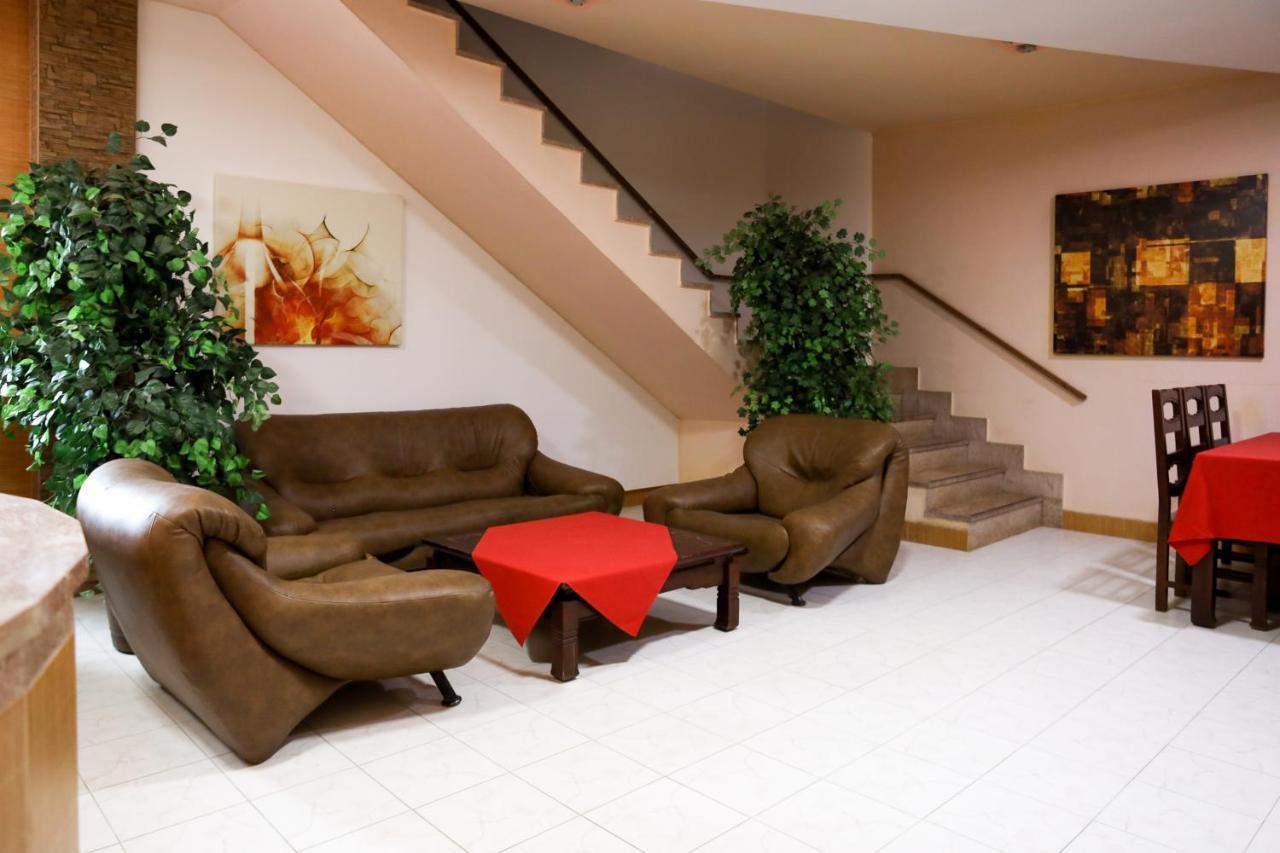 Hotel No Problem Erivan Exterior foto